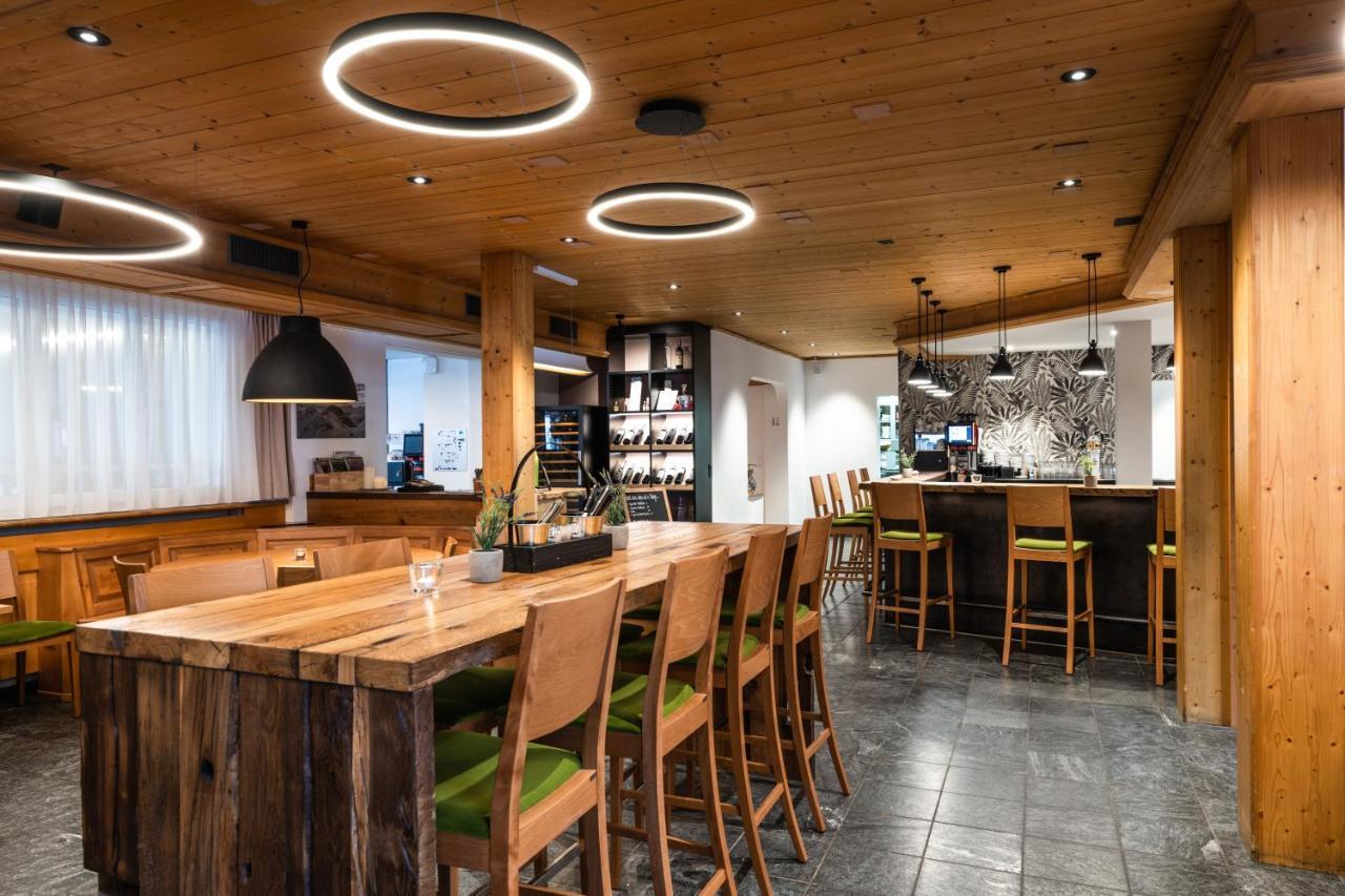 Hotel Alpina Schiers Ngoại thất bức ảnh