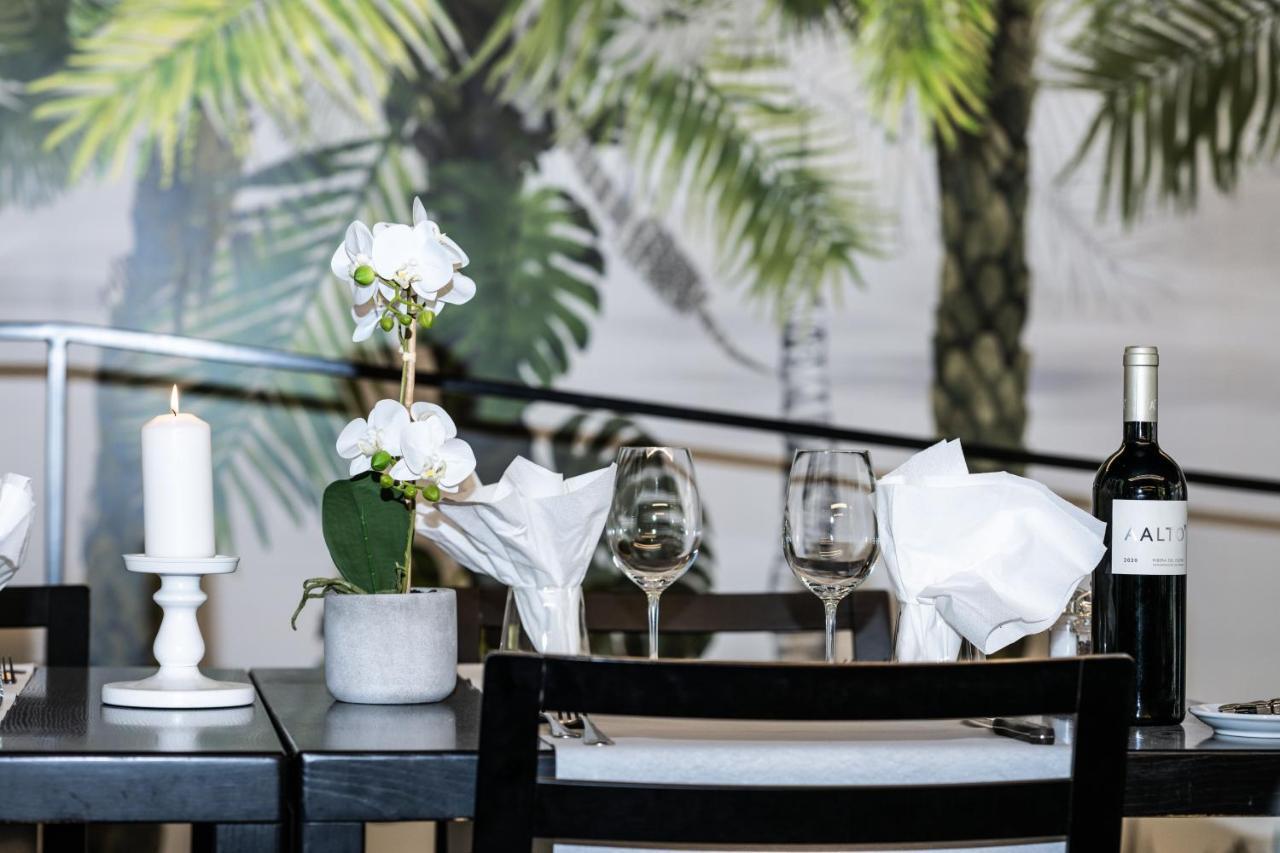 Hotel Alpina Schiers Ngoại thất bức ảnh
