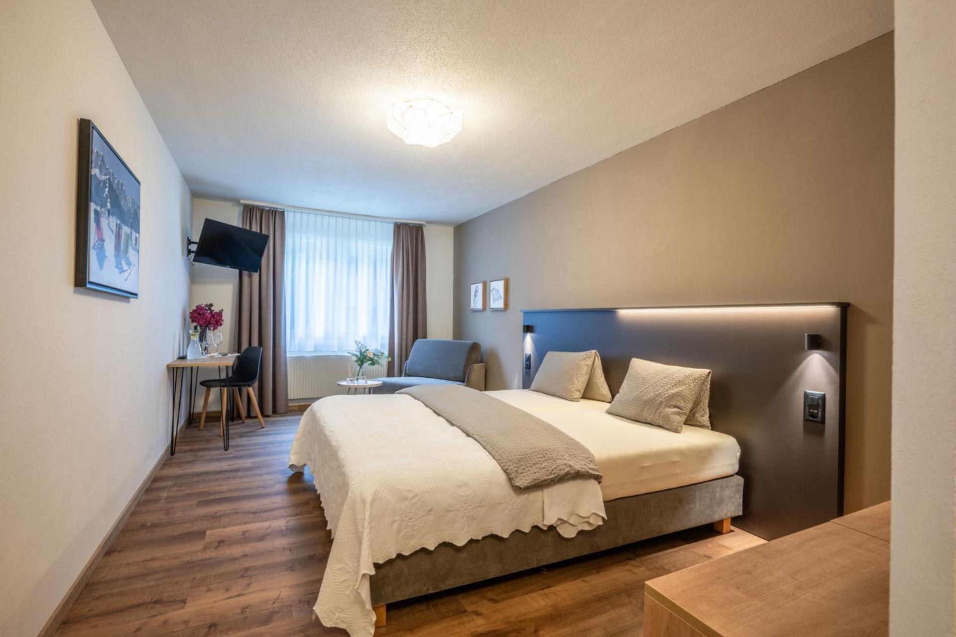Hotel Alpina Schiers Ngoại thất bức ảnh