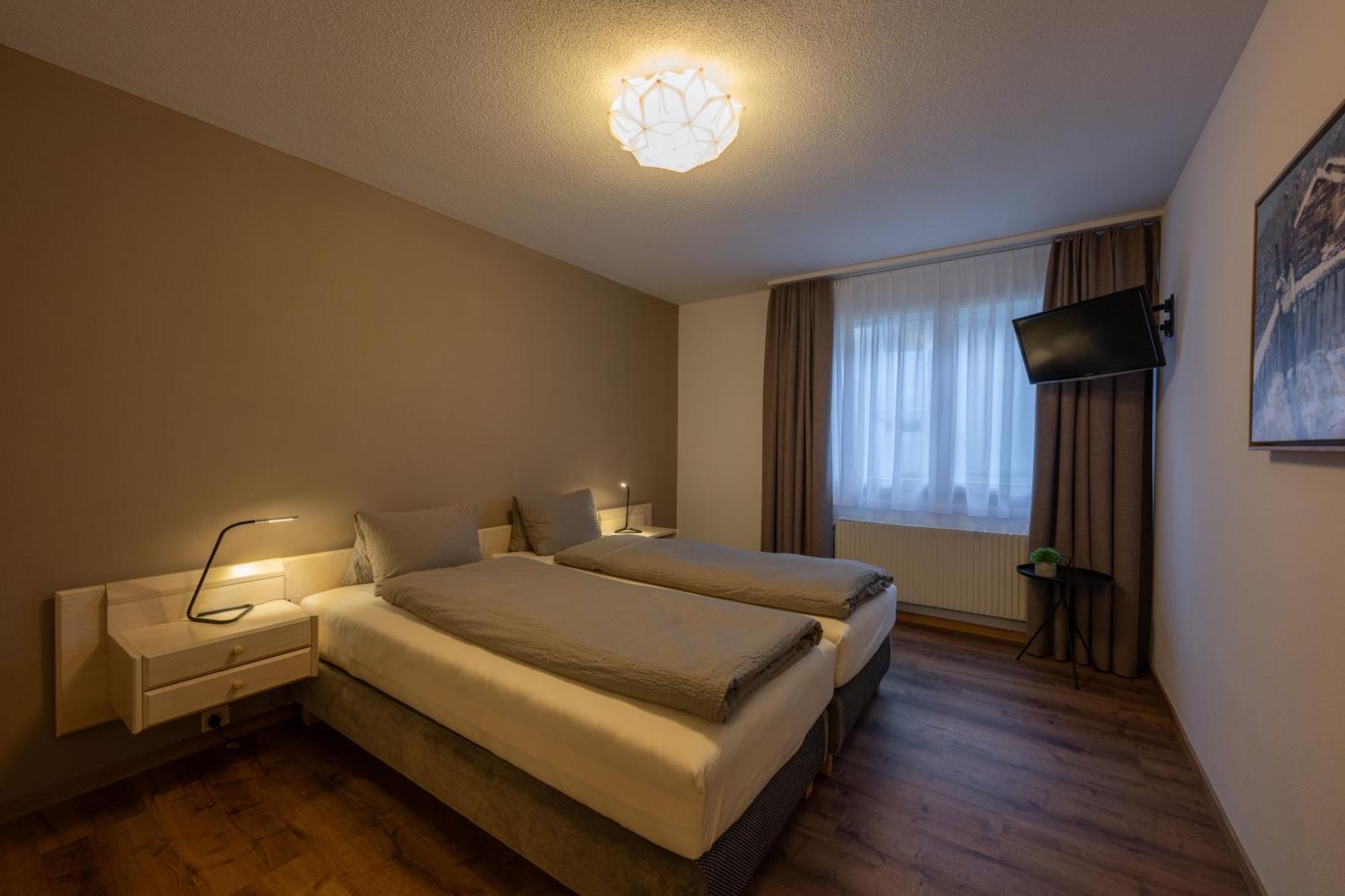 Hotel Alpina Schiers Ngoại thất bức ảnh